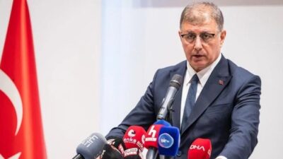 CHP’li seçmenlerin oylarıyla İzmir Büyükşehir Belediye Başkanı seçilen ve daha