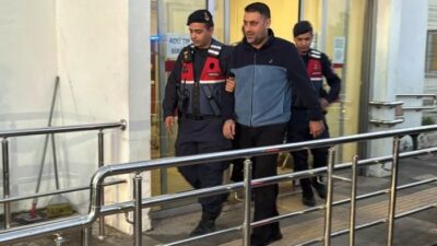 Adana’da Çukurova Belediyesi’ne yönelik ihale yolsuzluğu iddiaları kapsamında tutuklanan Belediye