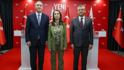 DEM Parti Eş Genel Başkanları Tülay Hatimoğulları ve Tuncer Bakırhan