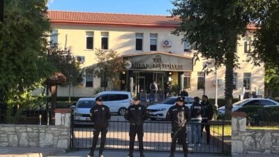 Milas Belediyesi soruşturmasında gözaltı sayısı 35’e yükseldi Muğla’nın Milas Belediyesi’ne yönelik sahte iş deneyim belgeleri ve ihale