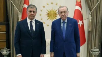 İzmir Büyükşehir Belediye Başkanı Cemil Tugay’ın AKP’ye katılacağı yönündeki iddialar