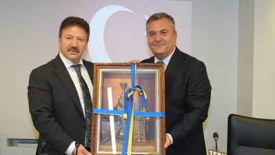 Çubuk Belediye Başkanı Baki Demirbaş, ilçedeki sivil toplum kuruluşlarının temsilcileri,