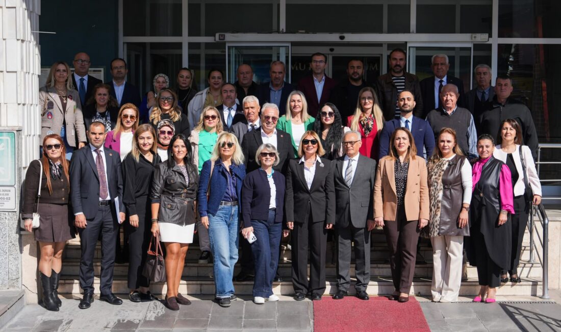 Başkan Vekili Seda Dilber, muhtarlarla Atakent Sosyal Tesisleri’nde bir araya geldi Etimesgut Belediye Başkan Vekili Seda Dilber, 19 Ekim Muhtarlar Günü