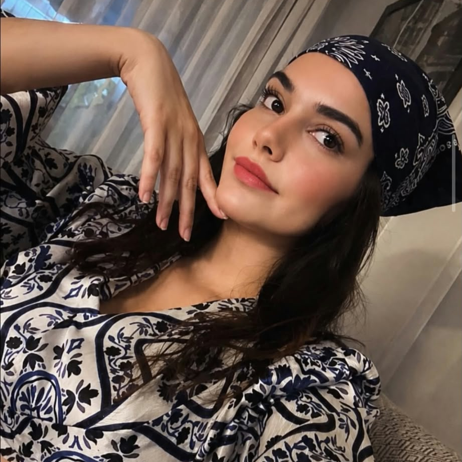Hazal Gümüş Hazal Gümüş yazar fotoğrafı