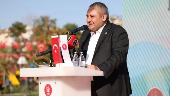 Keçiören’de 20 yıllık imar düğümü çözüldü! Karakaya’da yeni dönem başlıyor Keçiören'in Ovacık Mahallesi Karakaya bölgesinde yaklaşık 20 yıldır süren imar