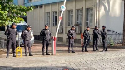 Denizli'de Merkezefendi Belediyesi'ne yönelik rüşvet ve yolsuzluk soruşturması kapsamında gözaltına